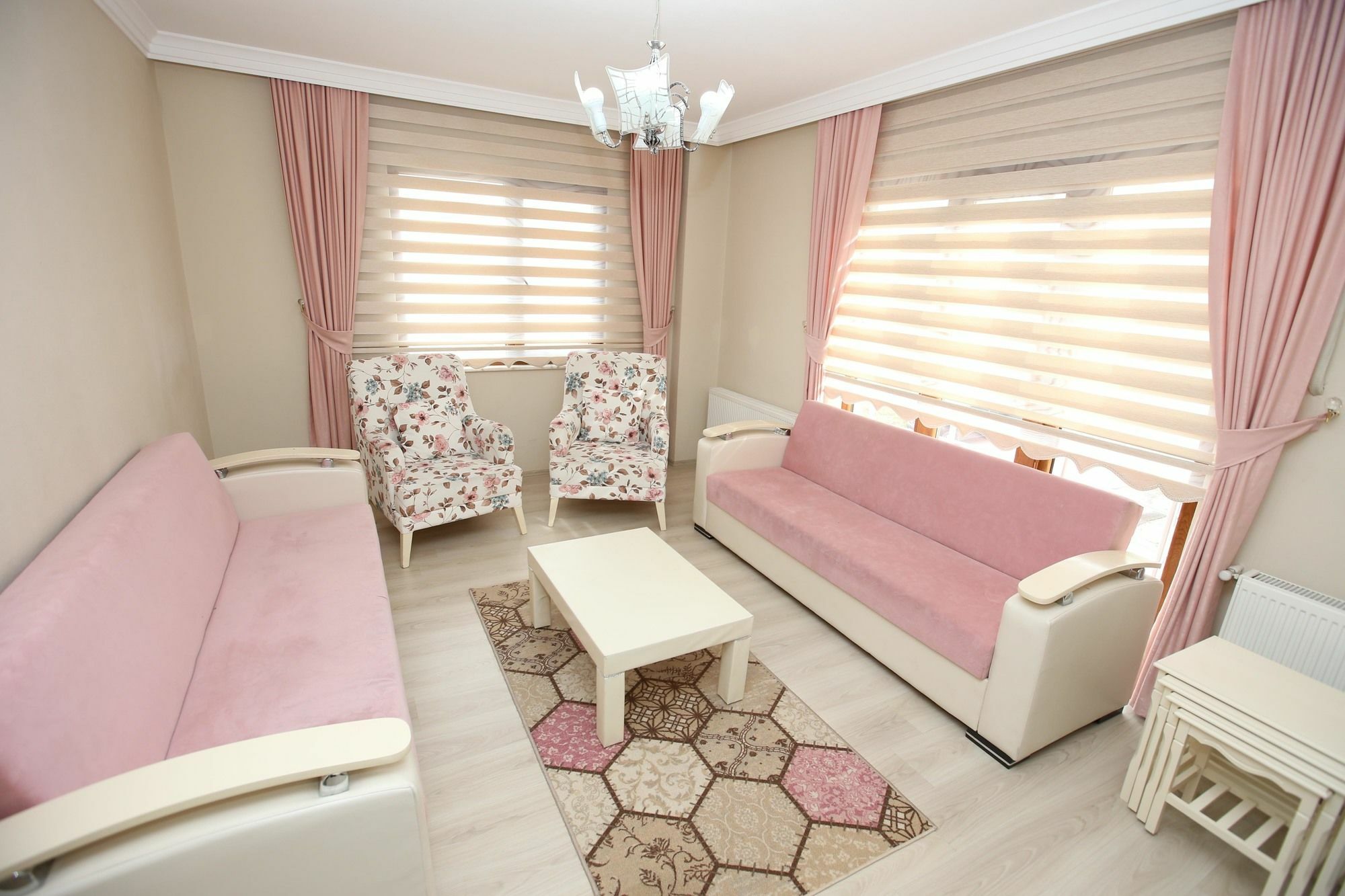 Elmas Apart Hotel Trabzon Zewnętrze zdjęcie